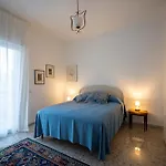 15 Min From Old Town & Train Station Wifi 5 Star * Bari