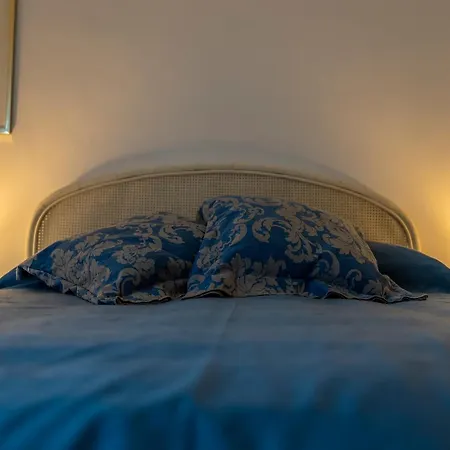 15 Min From Old Town & Train Station Wifi 5 Star * Bari