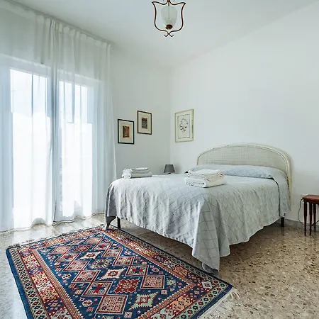 Appartement 15 Min From Old Town & Train Station Wifi 5 Star Bari