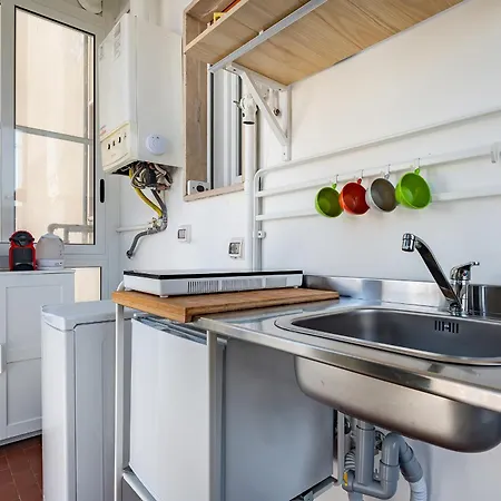 15 Min From Old Town & Train Station Wifi 5 Star *