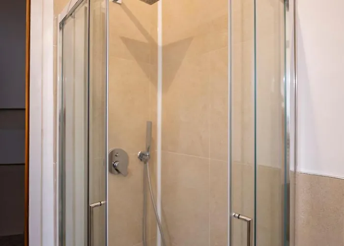 15 Min From Old Town & Train Station Wifi 5 Star *