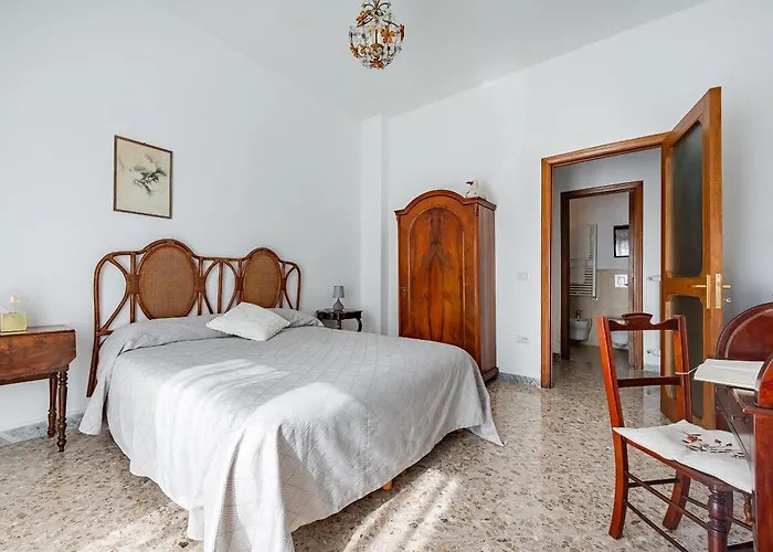 15 Min From Old Town & Train Station Wifi 5 Star Apartamento