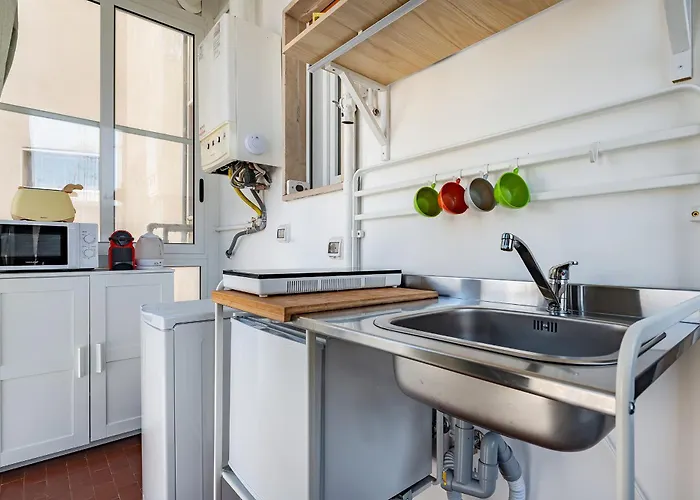 15 Min From Old Town & Train Station Wifi 5 Star *