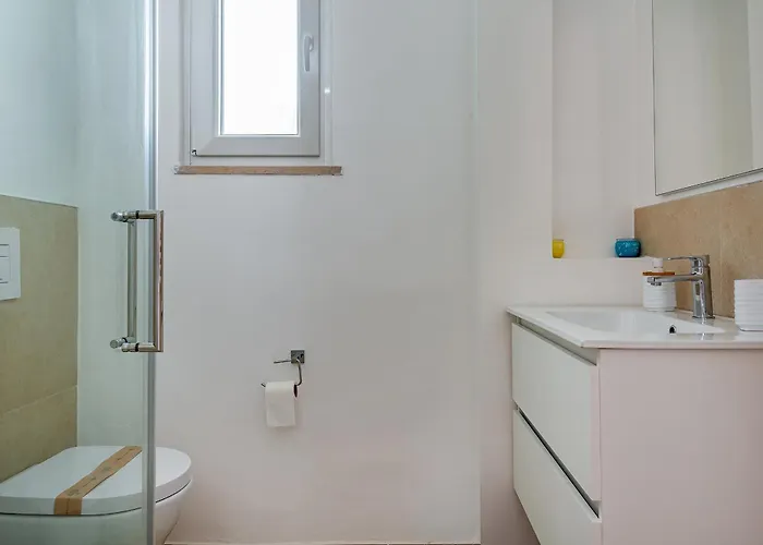 15 Min From Old Town & Train Station Wifi 5 Star Bari